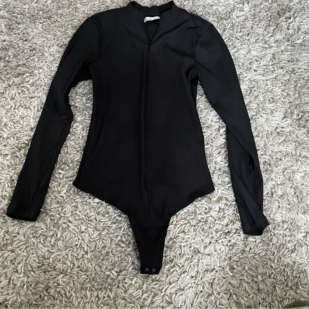 Abercrombie and Fitch Black zip up long sleeve body suit size medium